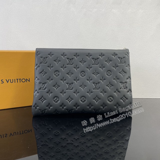 Lv路易威登2023專櫃新款Coussin中號手袋 LV壓紋蓬鬆羊皮革腋下法棍包 M23057 ydh5249